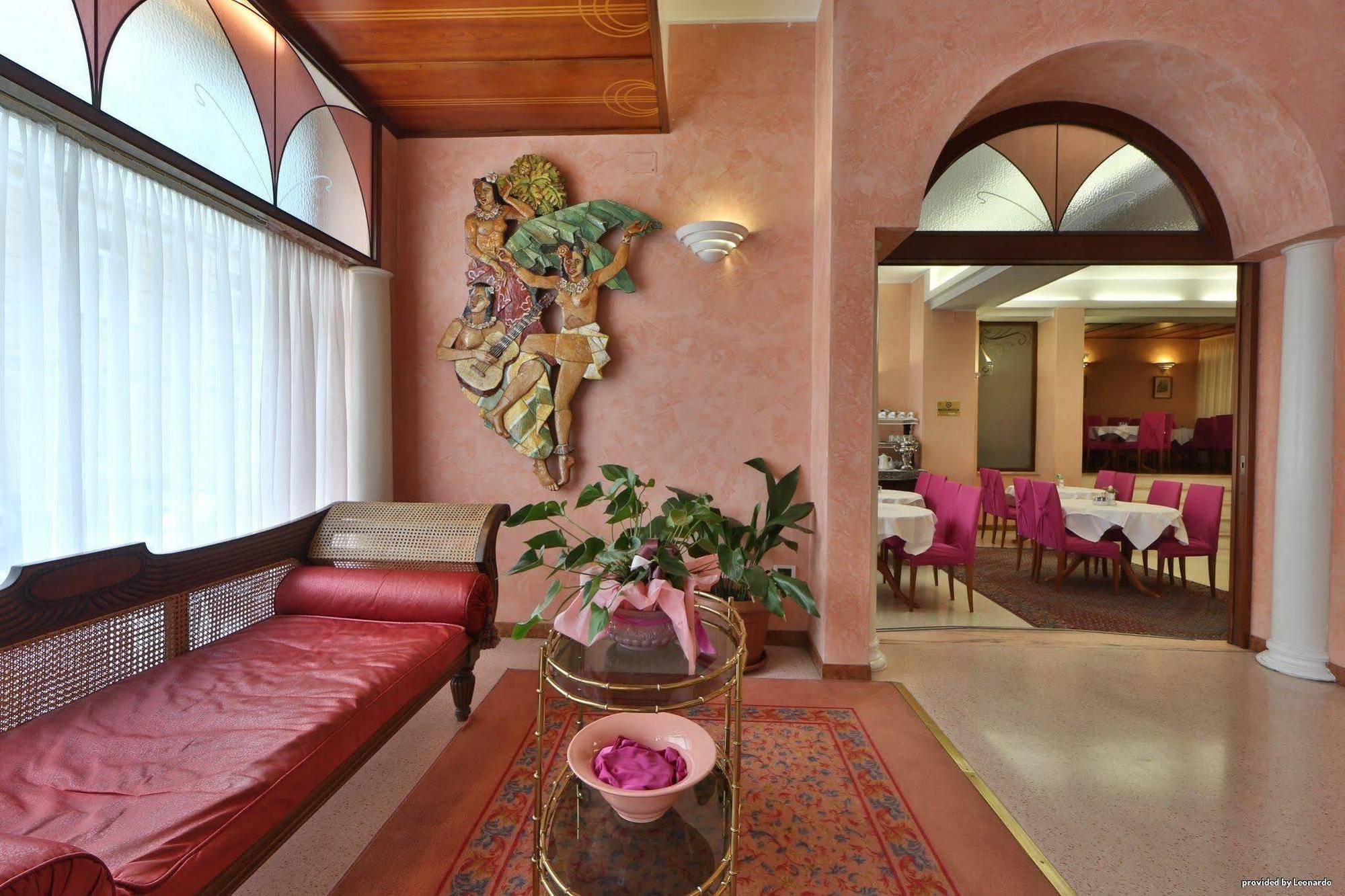 Hotel San Giusto Триест Экстерьер фото